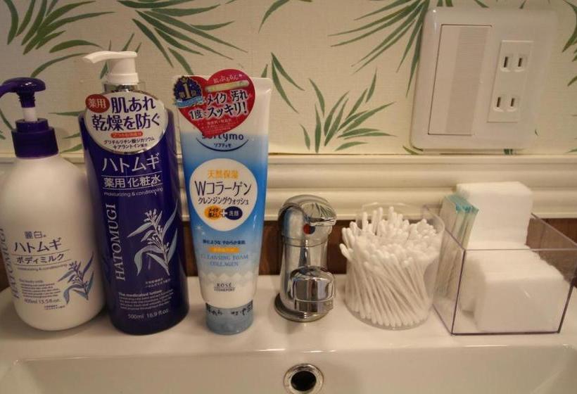 הוסטל Guesthouse Kobe Sannomiya