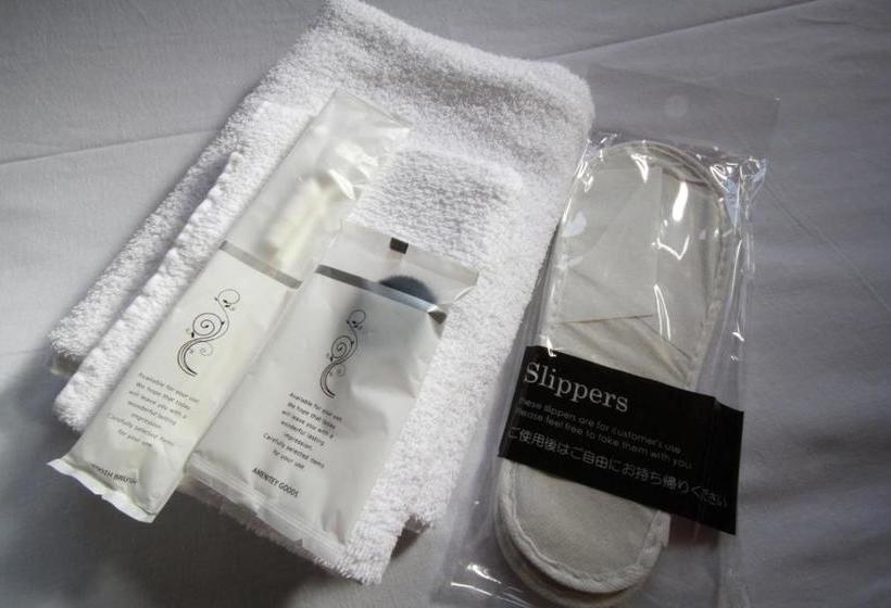 הוסטל Guesthouse Kobe Sannomiya