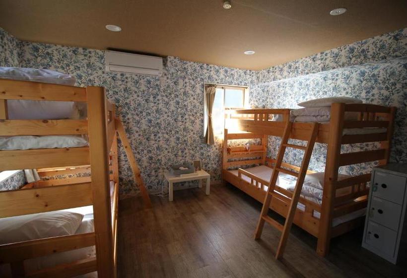 הוסטל Guesthouse Kobe Sannomiya