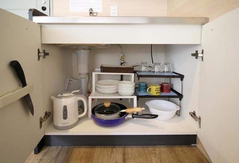 הוסטל Guesthouse Kobe Sannomiya