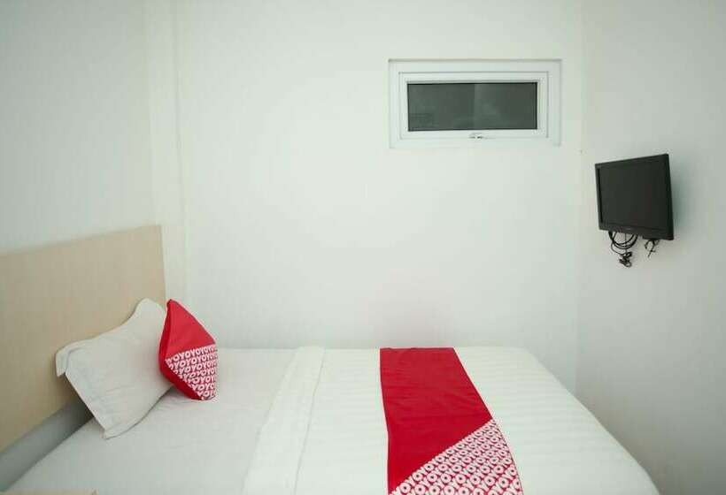 הוסטל Lapan Lapan By Oyo Rooms
