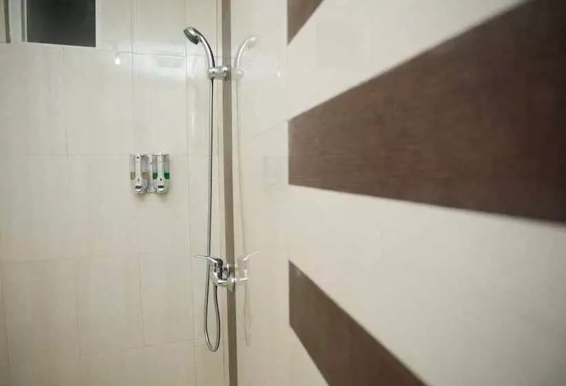 ユースホステル Lapan Lapan By Oyo Rooms