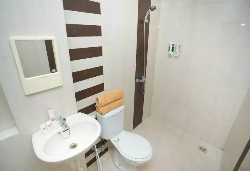 ユースホステル Lapan Lapan By Oyo Rooms