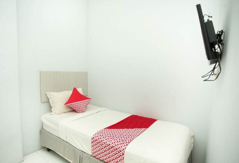 הוסטל Lapan Lapan By Oyo Rooms