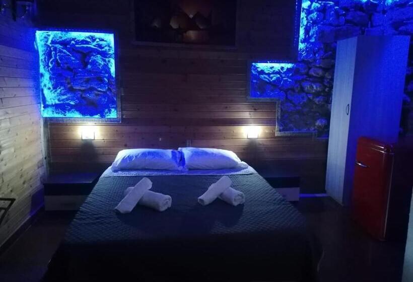 تختخواب و صبحانه Le Stanze Di Luisa