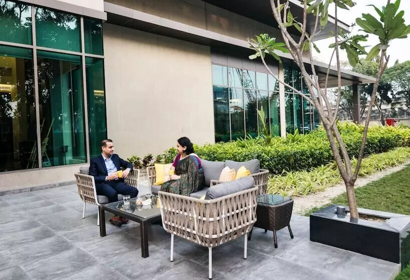 Hotelli Holiday Inn Express Kolkata Airport, An Ihg