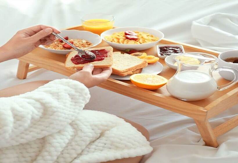 בית מלון כפרי Holiday Inn Express Kolkata Airport, An Ihg