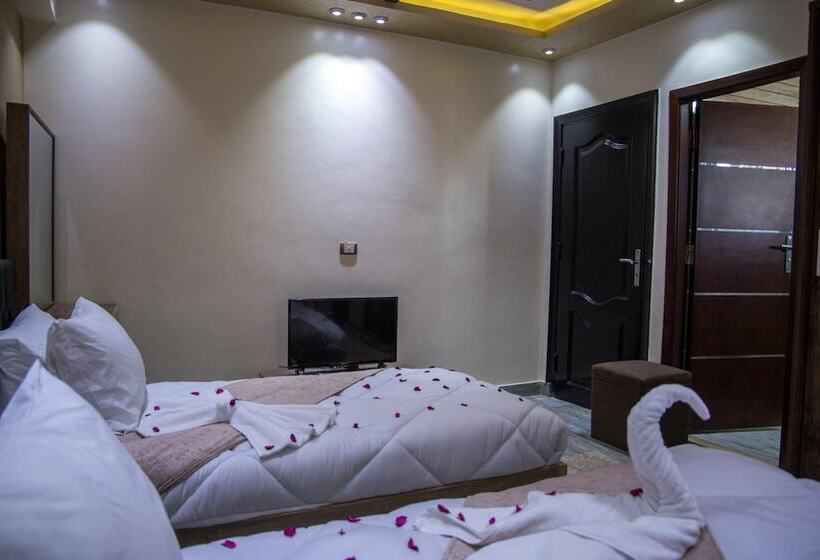 هتل Panorama New City