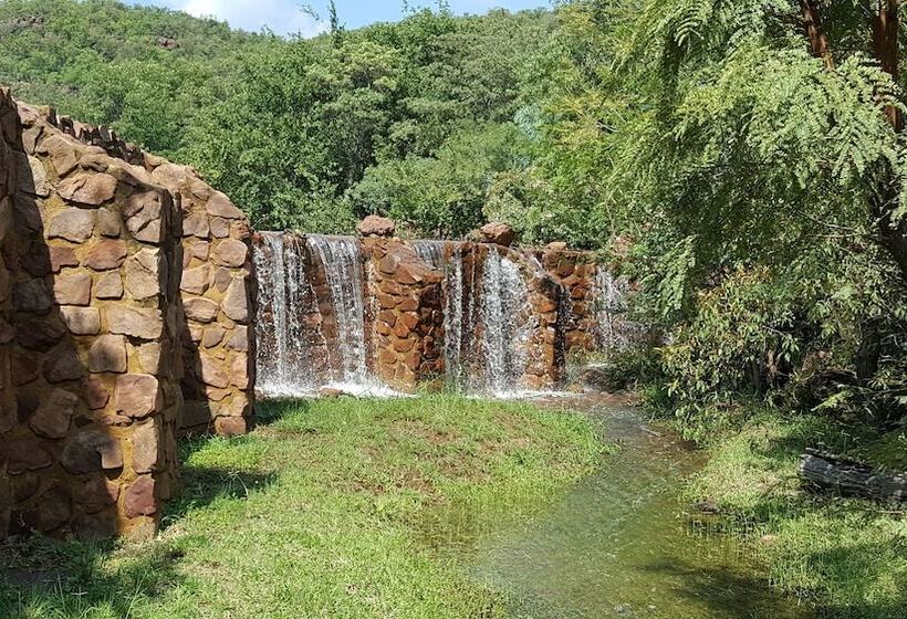 ホテル Woodlands Game Lodge