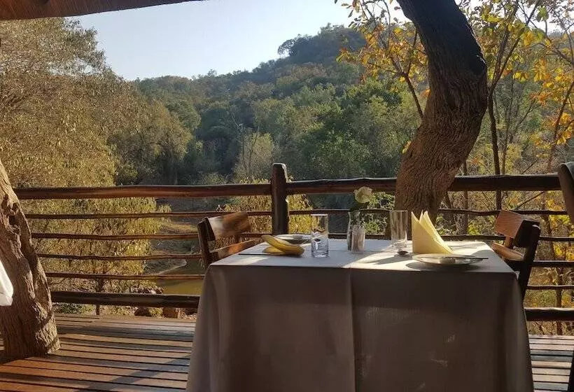ホテル Woodlands Game Lodge