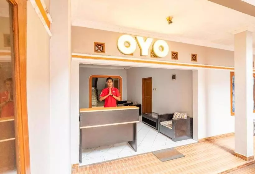 ペンション Kawaluyaan Residence By Oyo Rooms