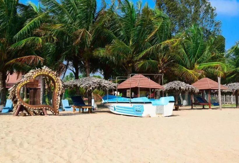 استراحتگاه Mithra Paradise Beach