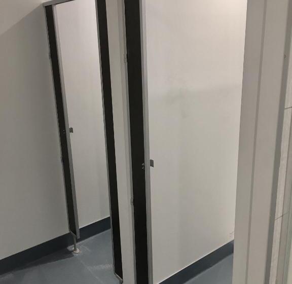 Schronisko Metro Adventurer Backpackers