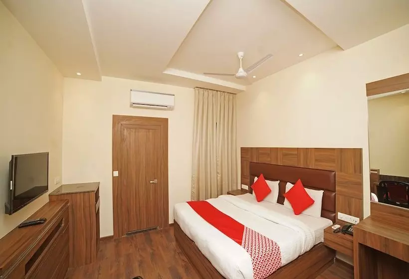 Amber Hotel By Oyo Rooms