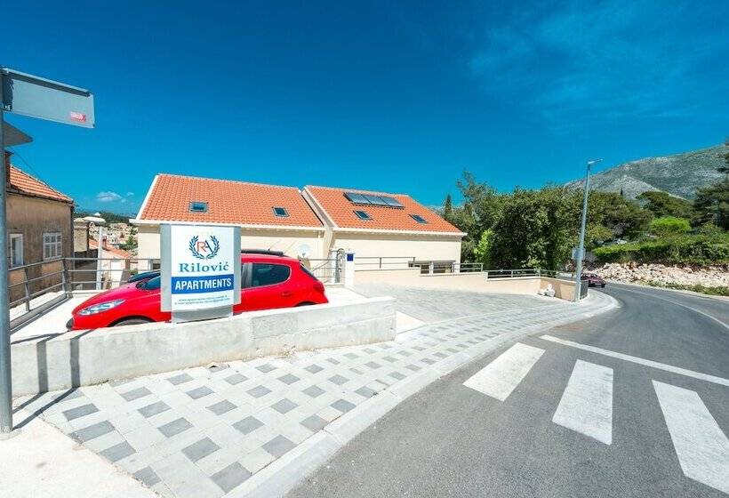 Apartments Rilovic, City And Sea View Apartments