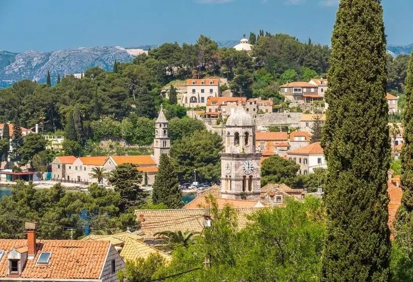 Apartments Rilovic, City And Sea View Apartments