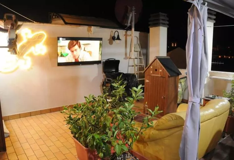 Aamiaismajoitus (B&B) La Casa Di Luna