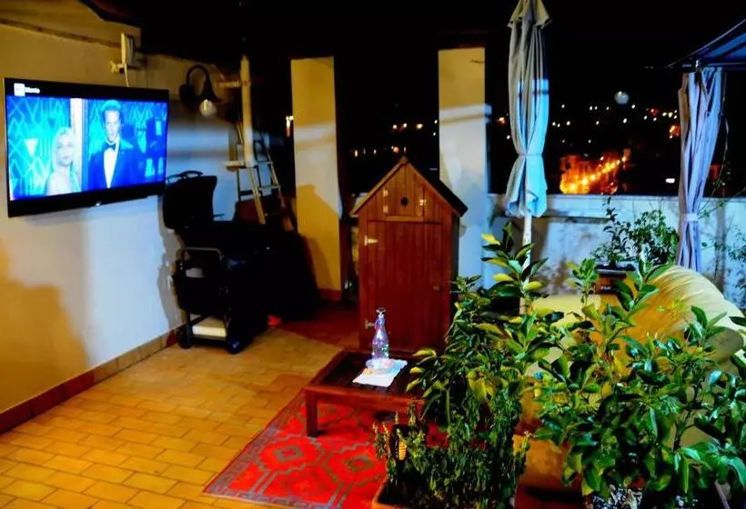 Aamiaismajoitus (B&B) La Casa Di Luna