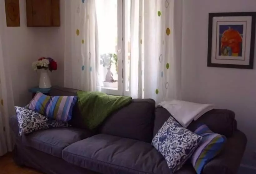 Aamiaismajoitus (B&B) Lazy House Bad Dürkheim