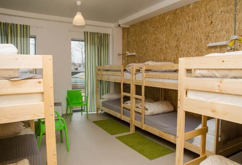 Hostel Katyusha Travel Center