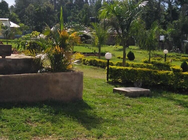 هتل Lantana Comfy