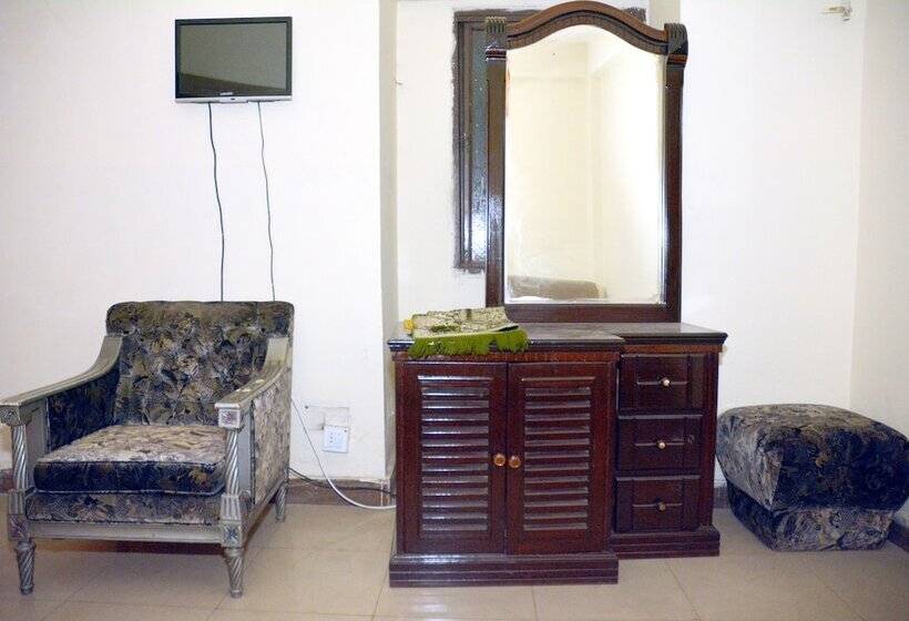 هتل Madina International