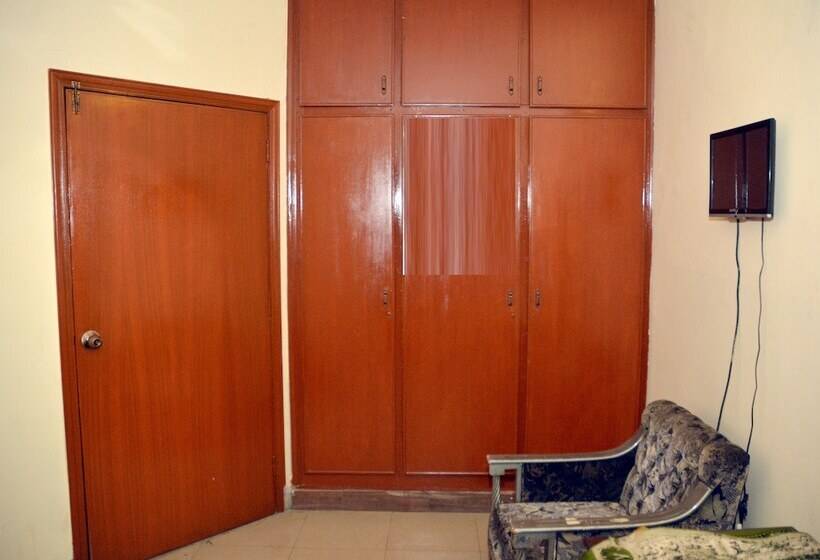 هتل Madina International