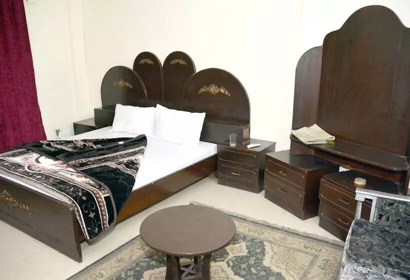 هتل Madina International