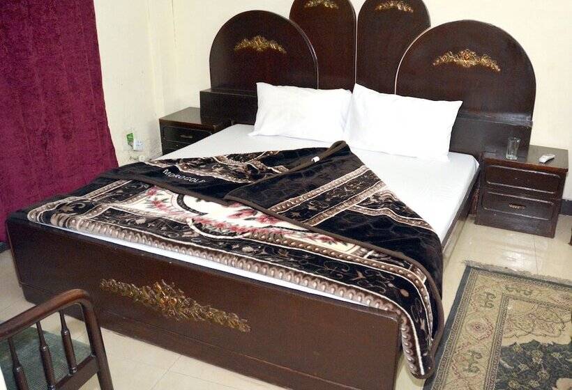 هتل Madina International