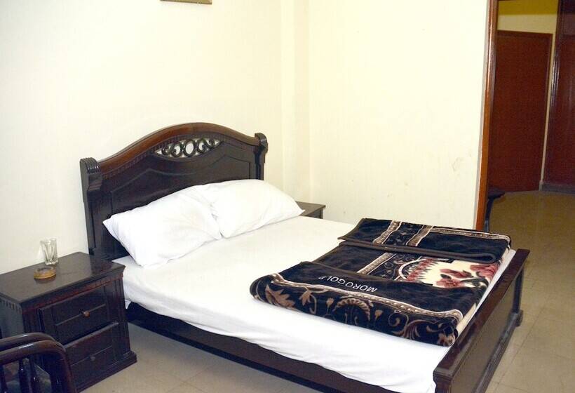 هتل Madina International