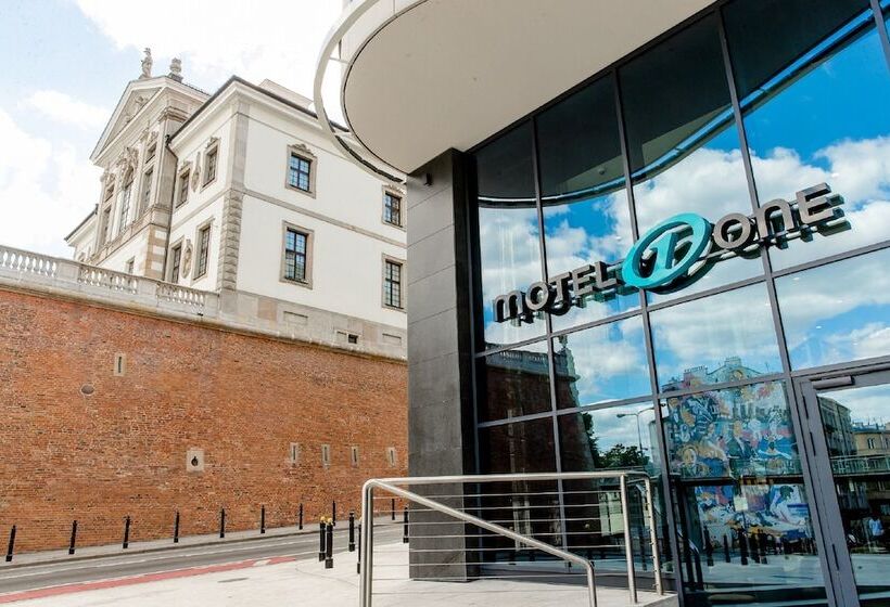 Motel One Warsaw Chopin