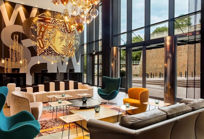 Motel One Warsaw Chopin