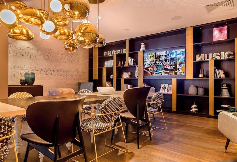 Motel One Warsaw Chopin