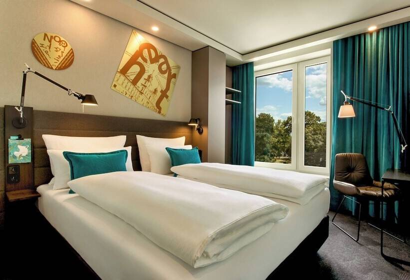 Motel One Warsaw Chopin
