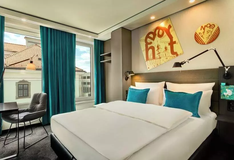 Motel One Warsaw Chopin
