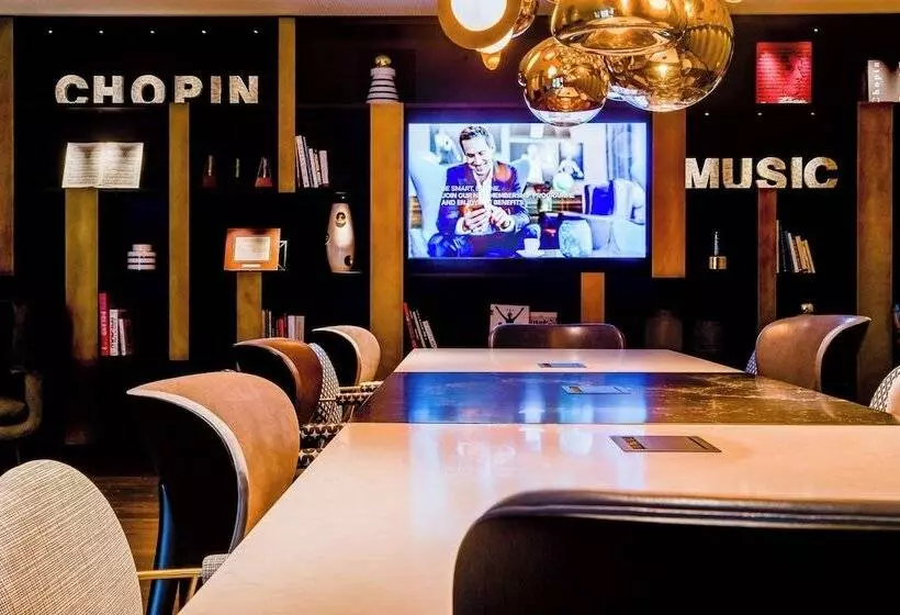 Motel One Warsaw Chopin