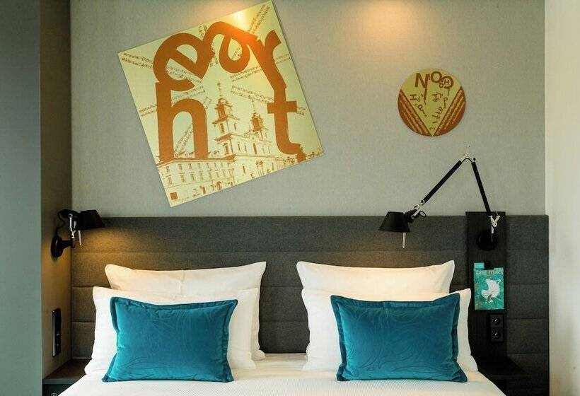 Motel One Warsaw Chopin