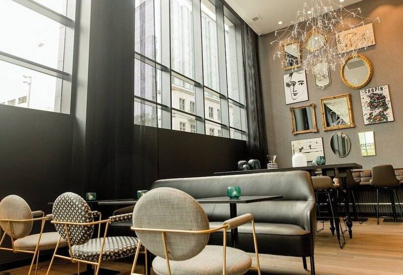 Motel One Warsaw Chopin