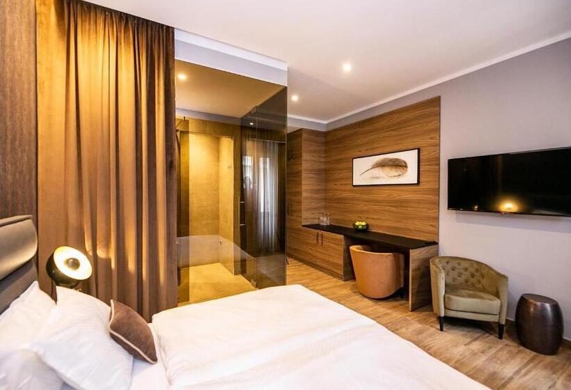 ペンション Teatro Suite & Rooms