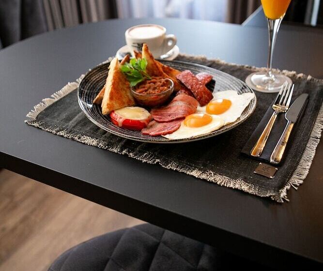 ペンション Teatro Suite & Rooms