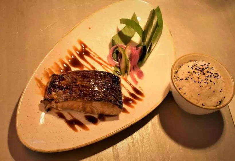 Отель Lo! Im Kreuz Jona