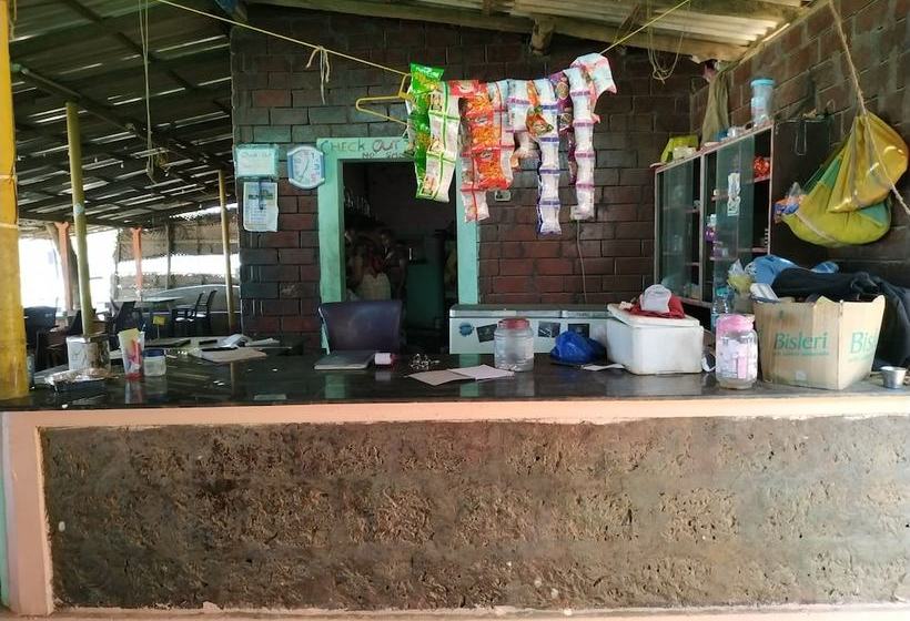 Hospedaria Iroomz Sea Rock Cafe