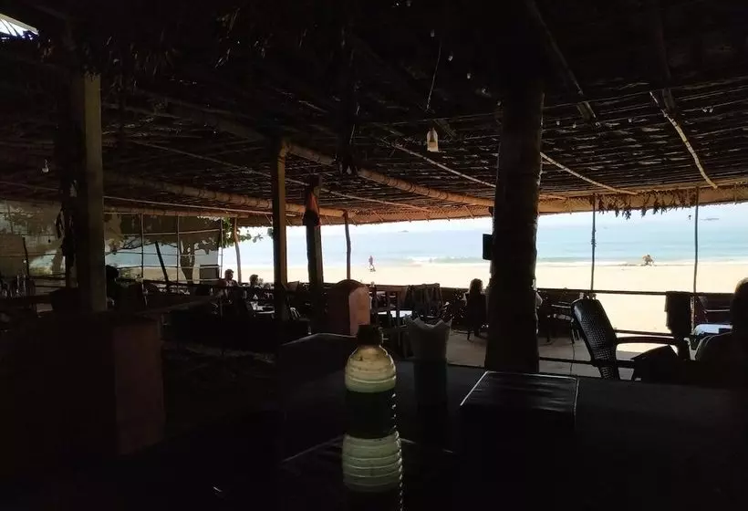 Hospedaria Iroomz Sea Rock Cafe
