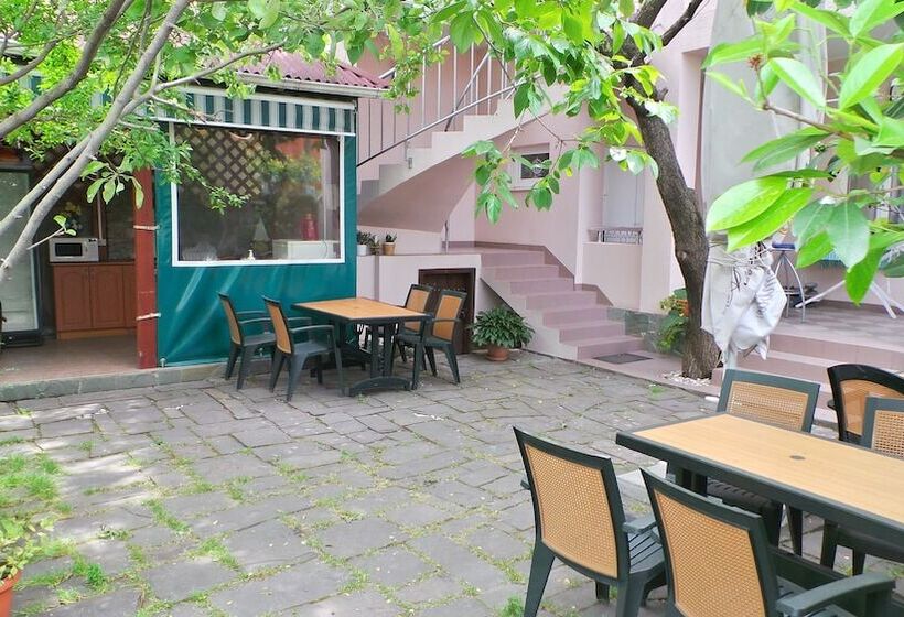 住宿加早餐  Abrikos