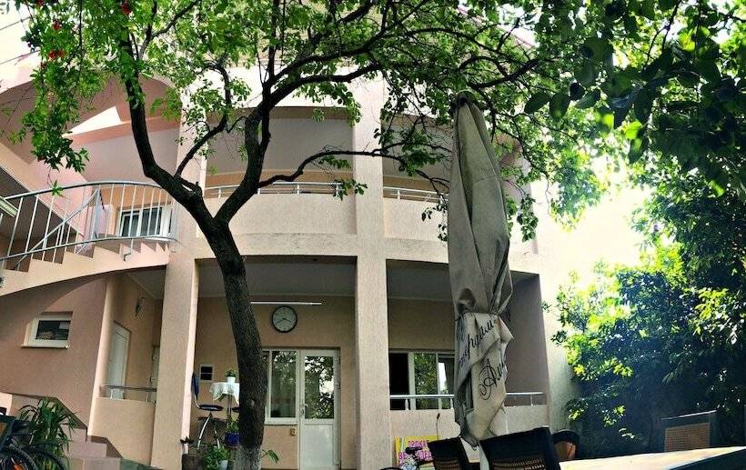 住宿加早餐  Abrikos