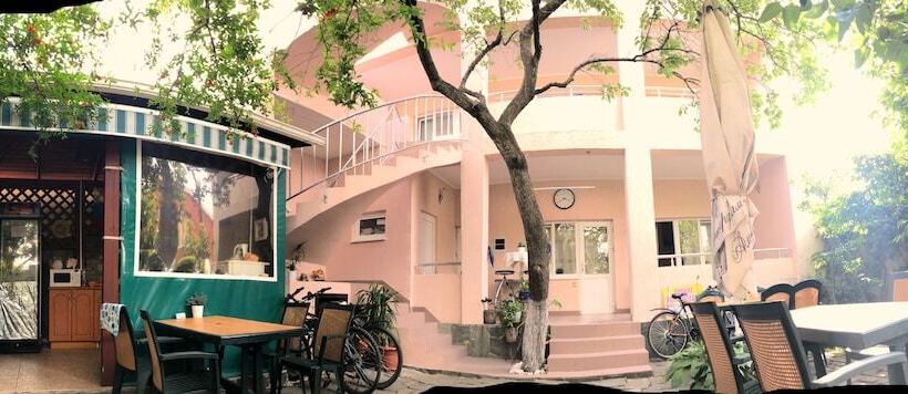 住宿加早餐  Abrikos