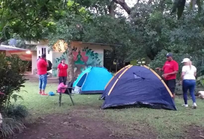مسافرخانه La Casita De Don Daniel