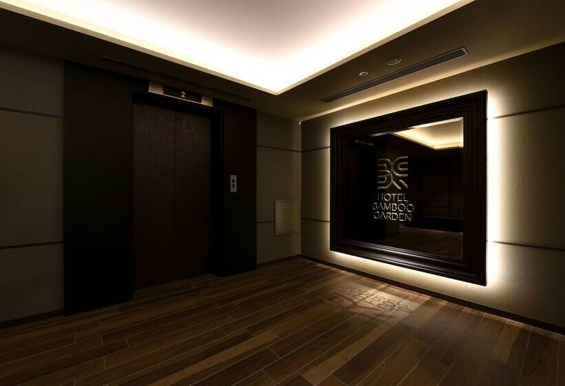 هتل Bamboo Garden Tokyo   Adults Only