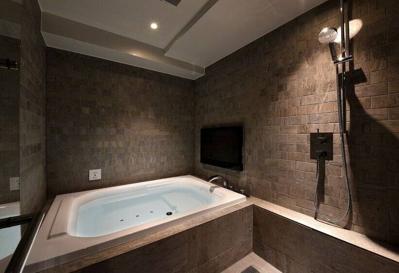 هتل Bamboo Garden Tokyo   Adults Only