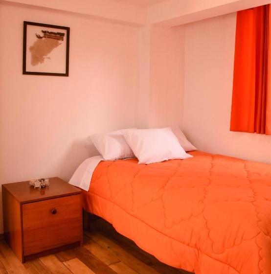 Hotel Ediko´s House